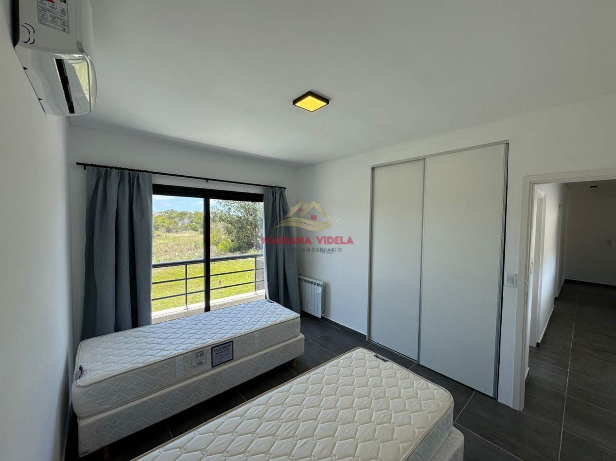 Casa en venta en Costa Esmeralda - A estrenar! Totalmente equipada.