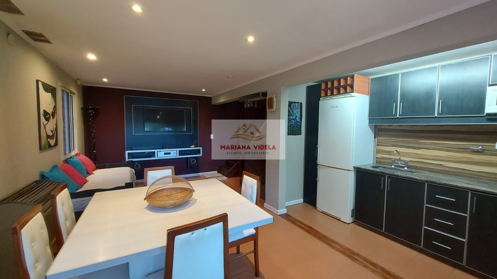 Casa en venta en Ostende, tipo PH. Equipada!