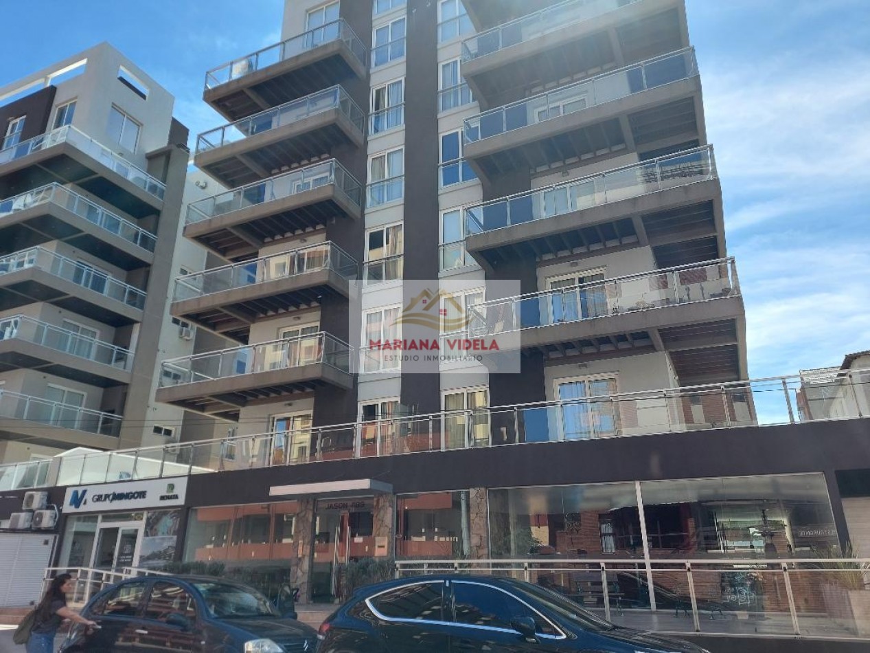 Departamento Monoambiente en alquiler Hasta Noviembre 2025. Pinamar Centro. Cochera y amenities. Mensual.
