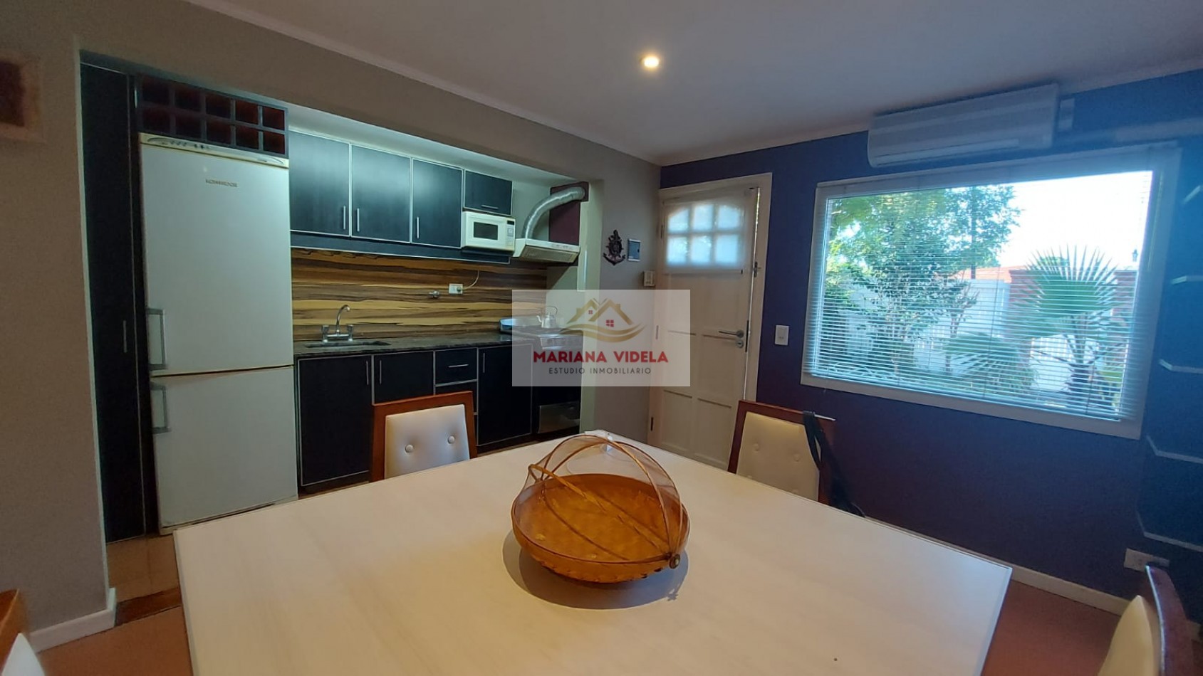 Casa en venta en Ostende, tipo PH. Equipada!