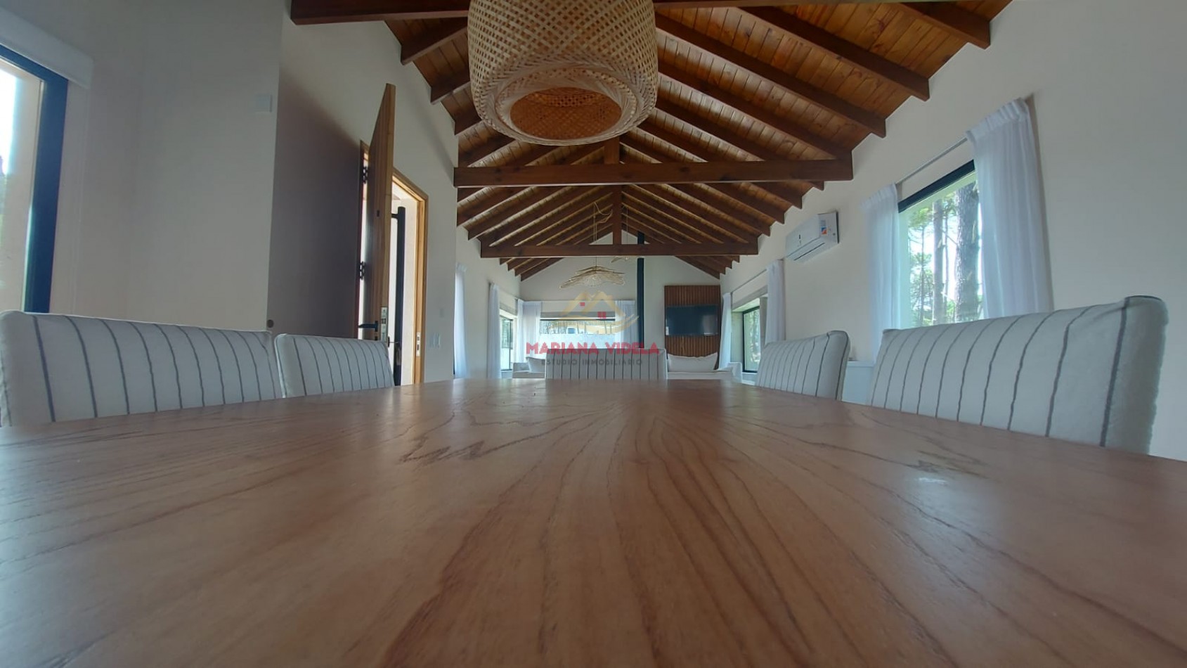 Casa en venta en Pinamar "LA CABAÑA FAMILIAR". Barrio Pioneros.