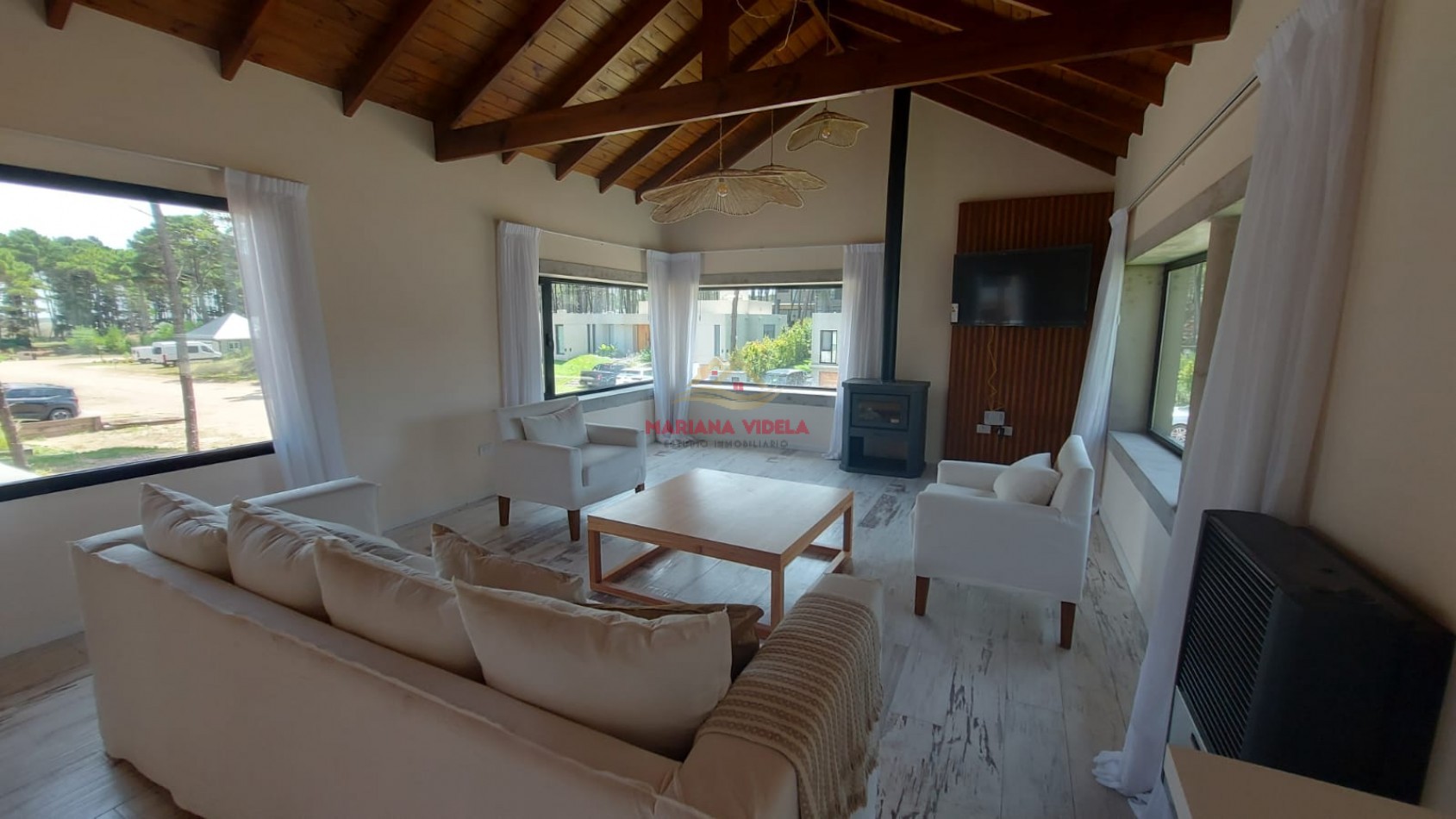Casa en venta en Pinamar "LA CABAÑA FAMILIAR". Barrio Pioneros.
