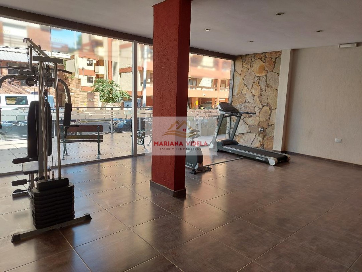 Departamento Monoambiente en alquiler Hasta Noviembre 2025. Pinamar Centro. Cochera y amenities. Mensual.
