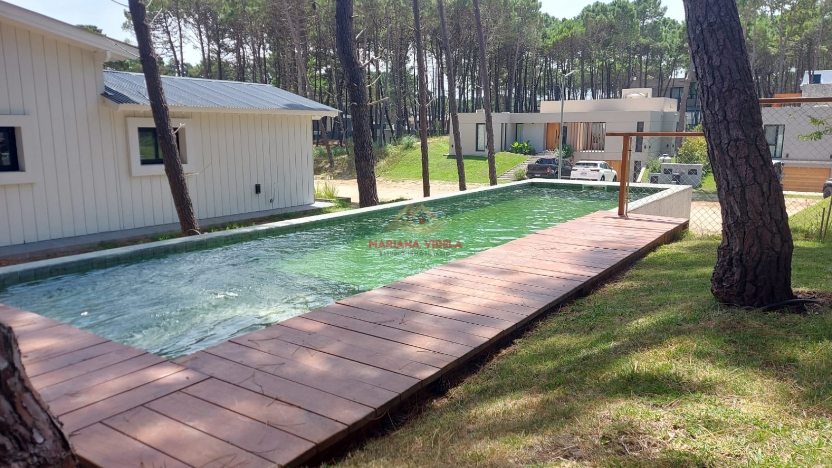 Casa en venta en Pinamar "LA CABAÑA FAMILIAR". Barrio Pioneros.