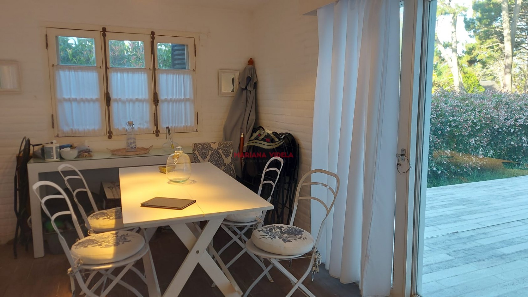 Casa en venta en Zona Golf de Pinamar.