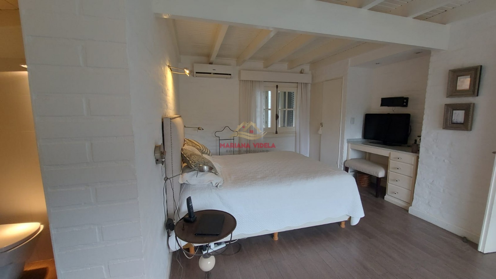 Casa en venta en Zona Golf de Pinamar.