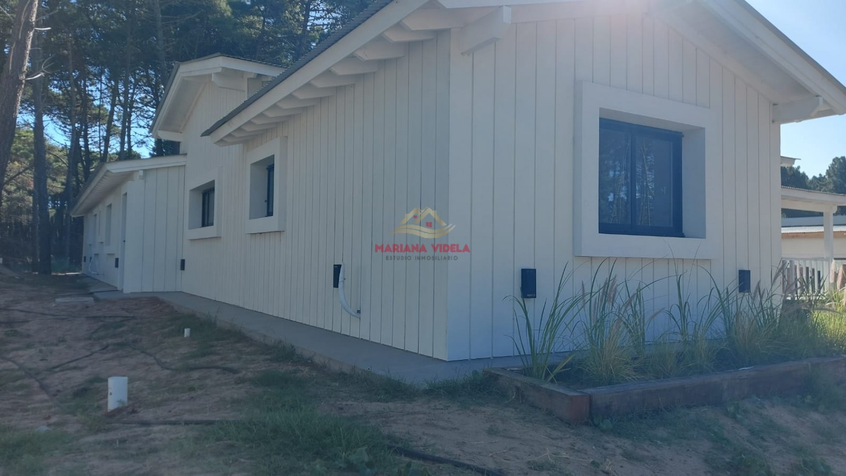 Casa en venta en Barrio Pioneros de Pinamar. Venta de pozo! FINANCIACION!