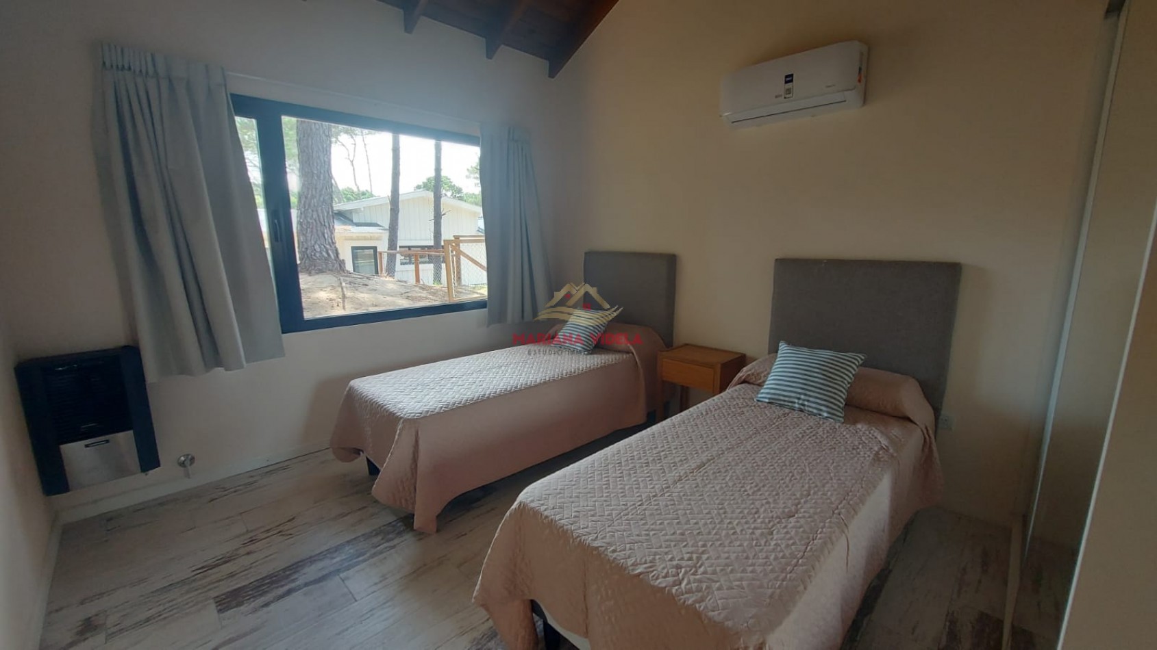Casa en venta en Pinamar "LA CABAÑA FAMILIAR". Barrio Pioneros.