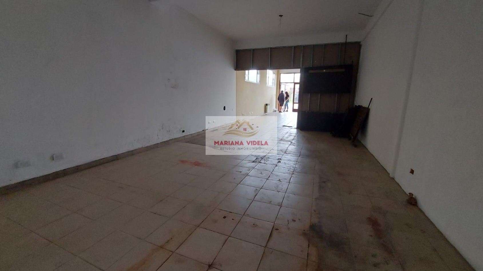 Local comercial en alquiler anual. Valeria del Mar.