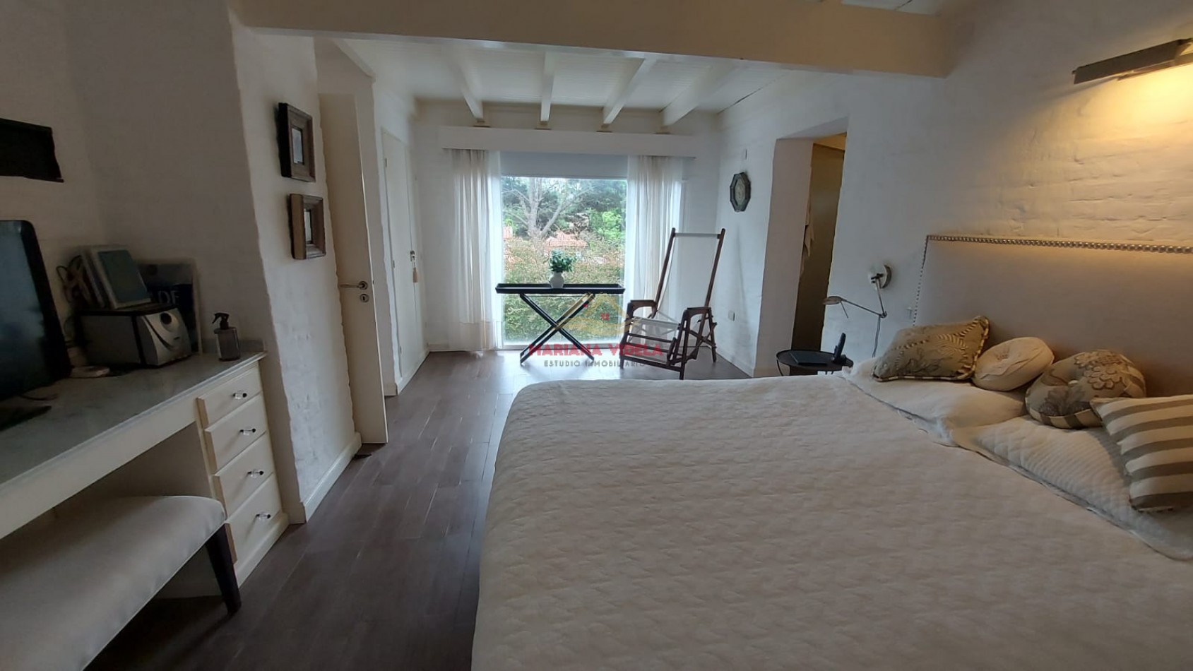 Casa en venta en Zona Golf de Pinamar.