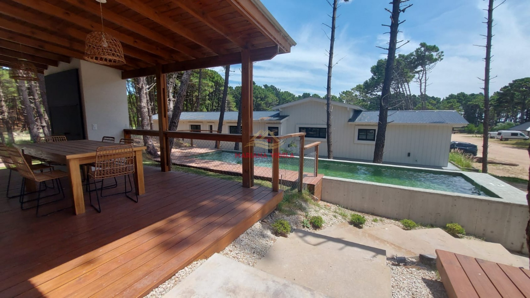 Casa en venta en Pinamar "LA CABAÑA FAMILIAR". Barrio Pioneros.