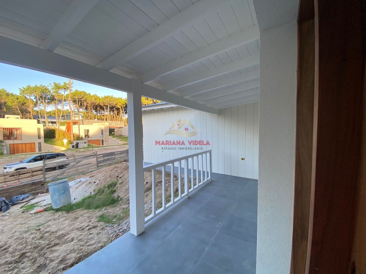 Casa en venta en Barrio Pioneros de Pinamar. Venta de pozo! FINANCIACION!