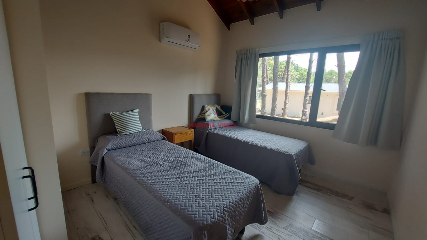 Casa en venta en Pinamar "LA CABAÑA FAMILIAR". Barrio Pioneros.