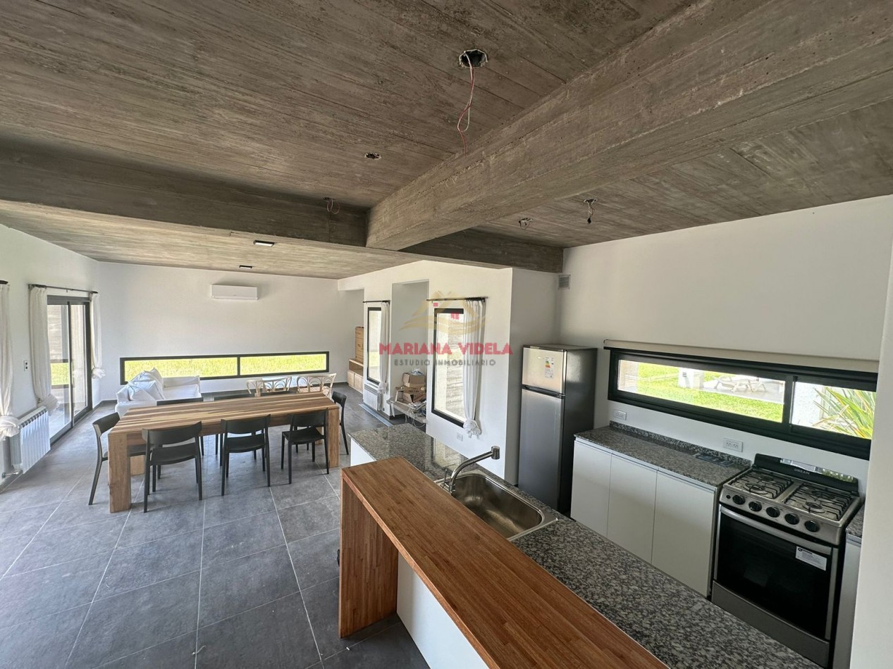Casa en venta en Costa Esmeralda - A estrenar! Totalmente equipada.