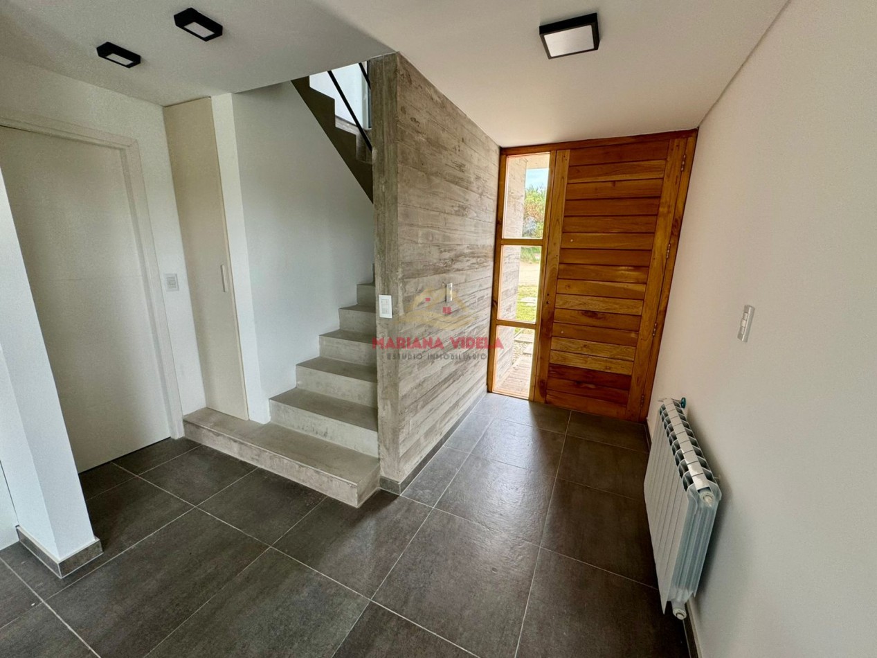 Casa en venta en Costa Esmeralda - A estrenar! Totalmente equipada.