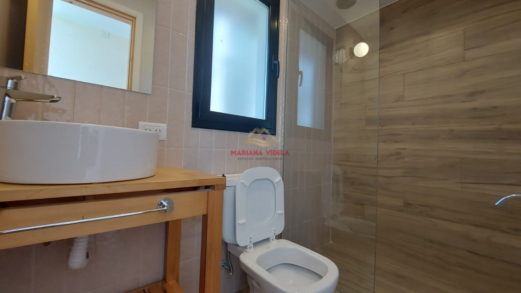 Casa en venta en Pinamar "LA CABAÑA FAMILIAR". Barrio Pioneros.