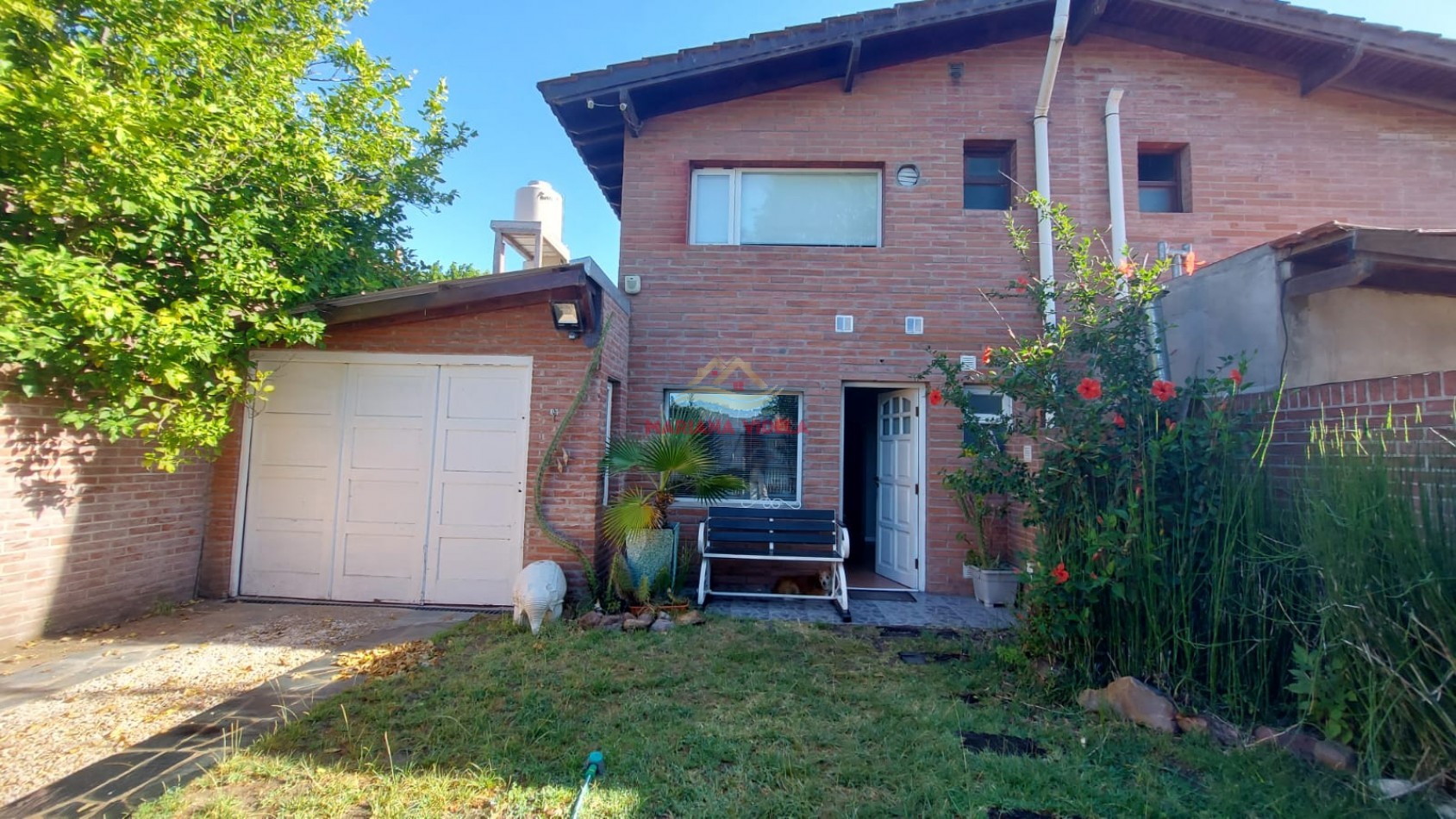 Casa en venta en Ostende, tipo PH. Equipada!
