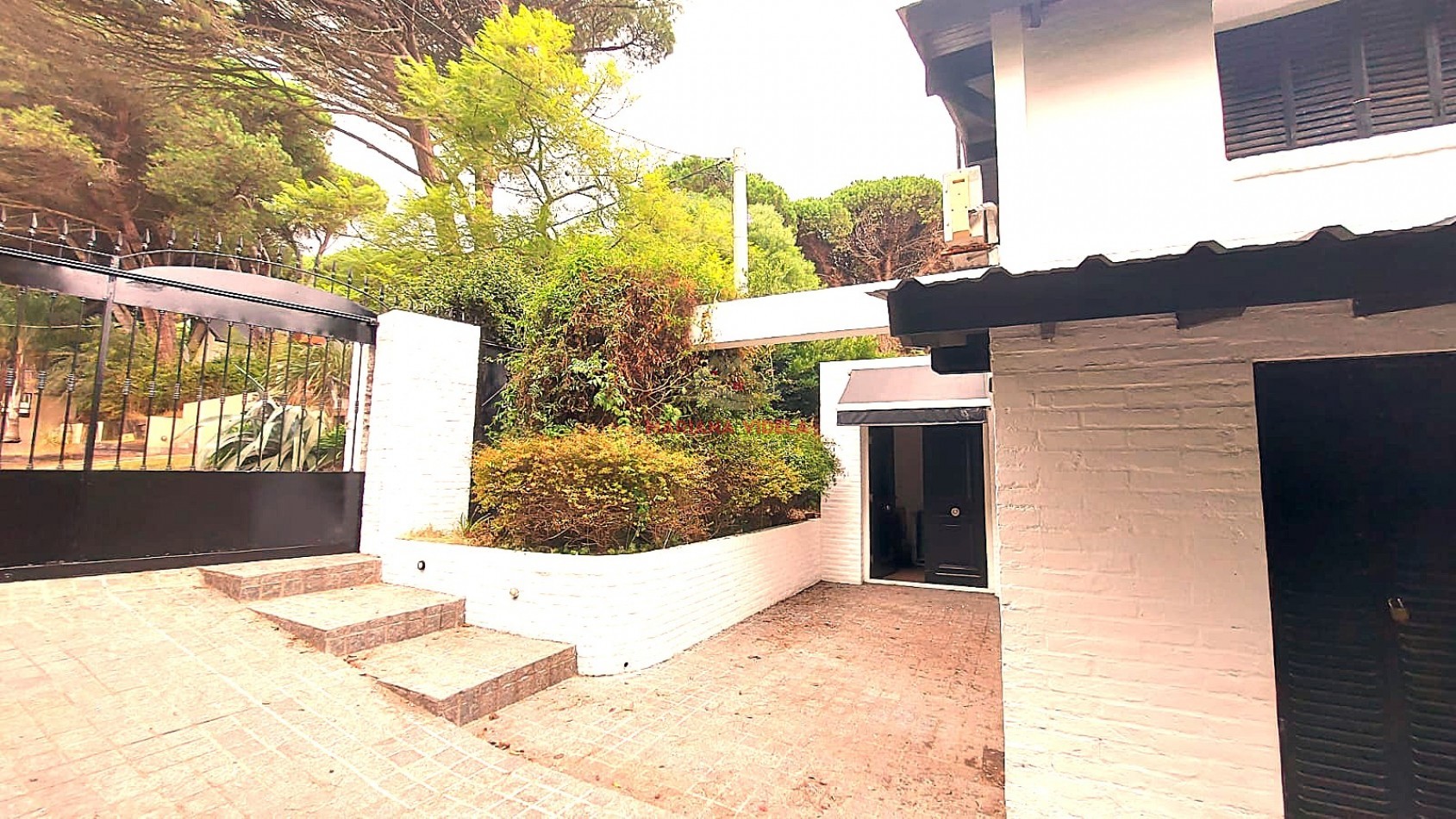 Casa en venta en Zona Golf de Pinamar.