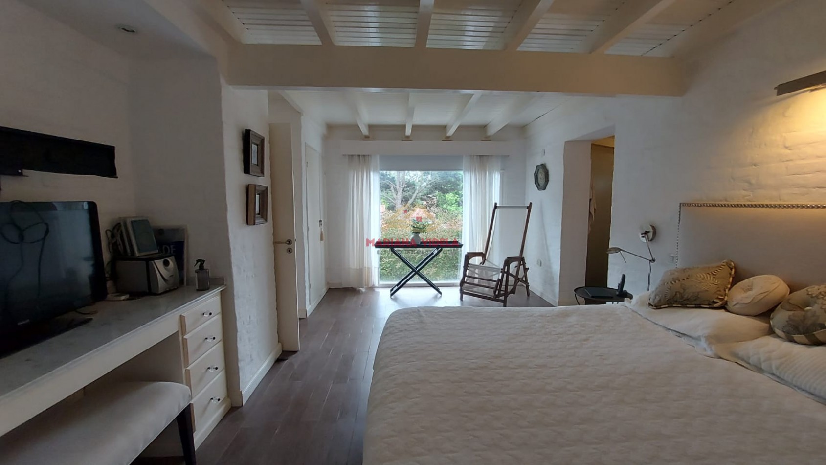Casa en venta en Zona Golf de Pinamar.
