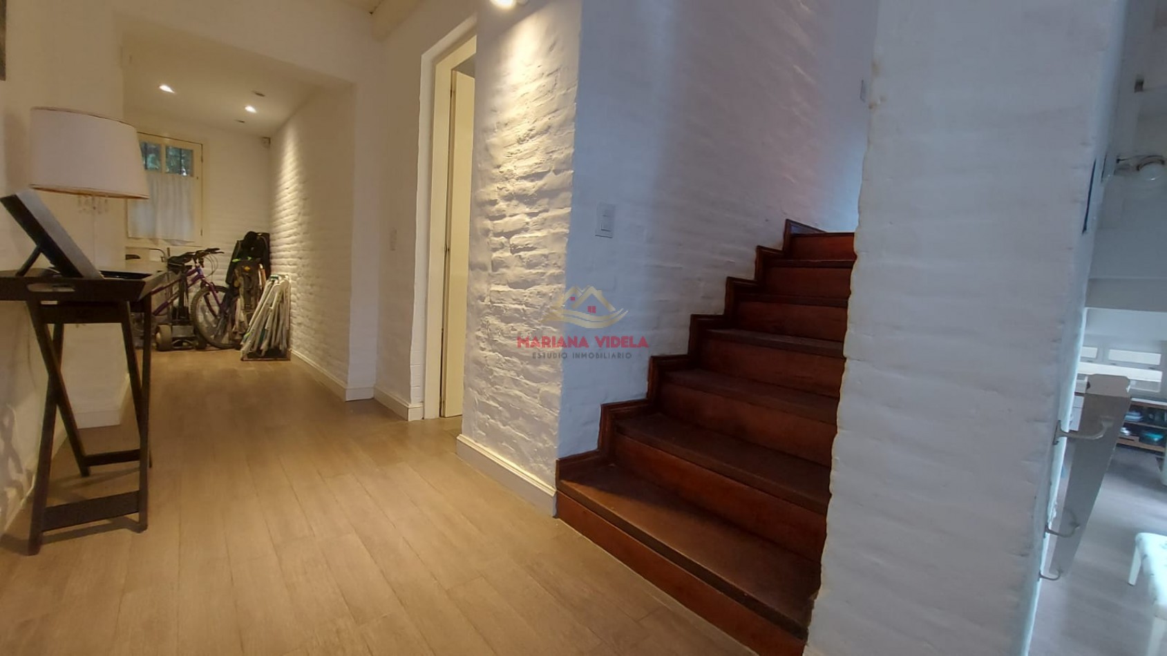 Casa en venta en Zona Golf de Pinamar.