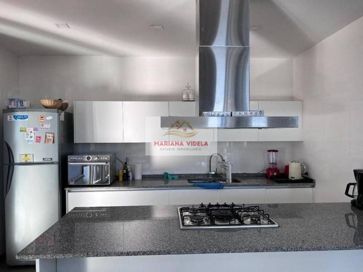 Casa en venta en Barrio Privado La Herradura. Pinamar.