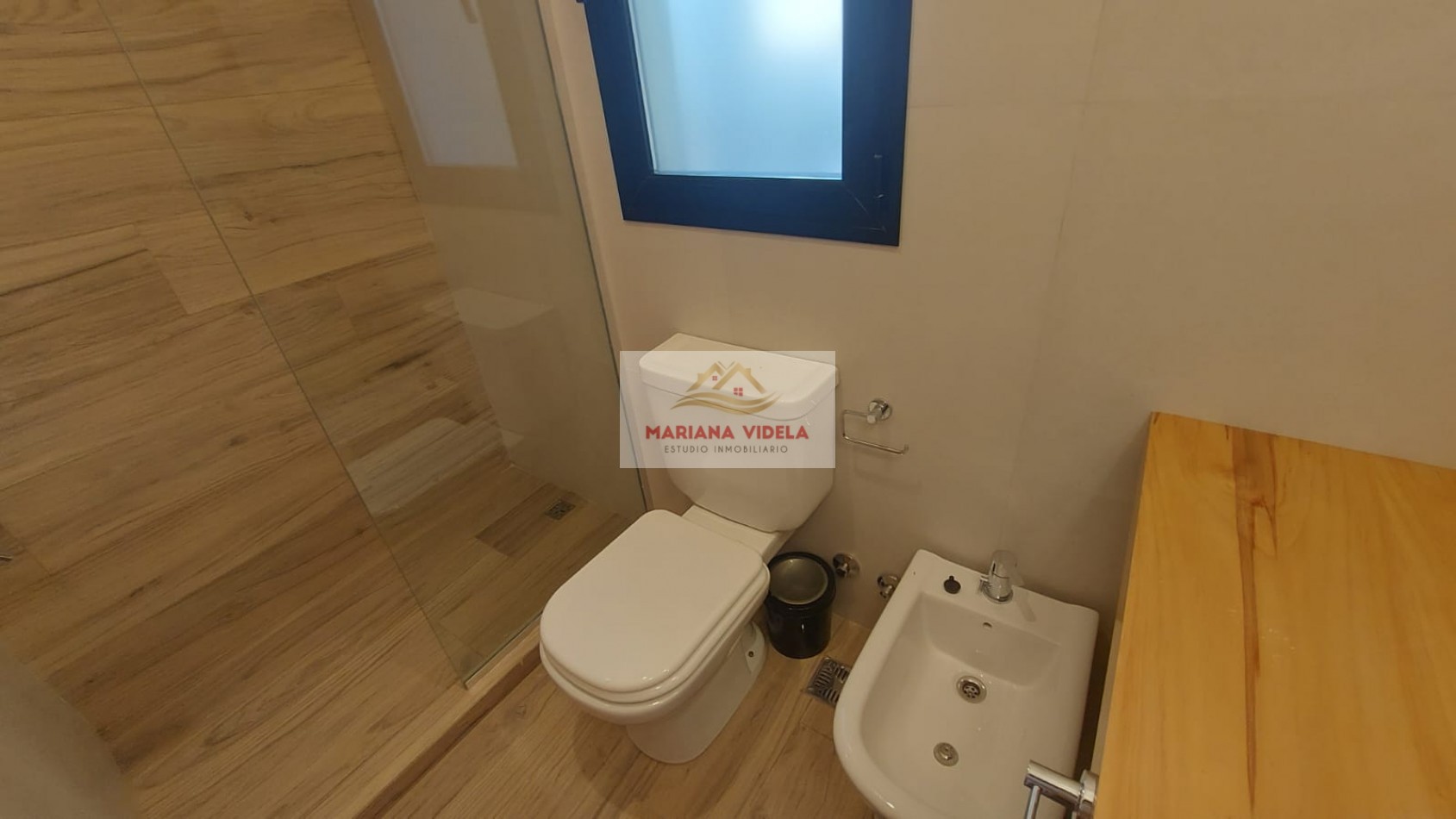Casa en venta en Pinamar "LA CASA EN EL BOSQUE". Barrio Pioneros.