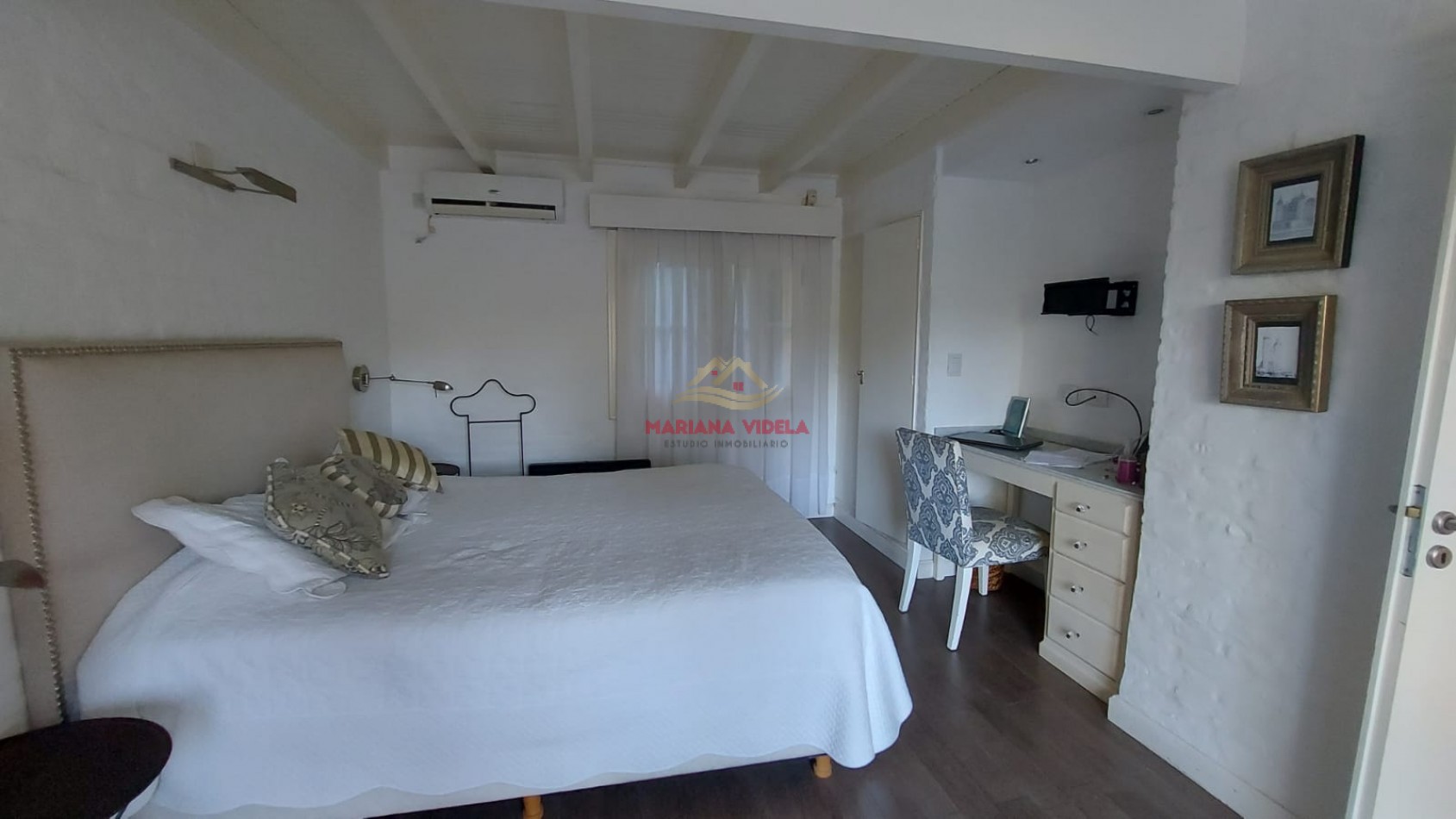 Casa en venta en Zona Golf de Pinamar.