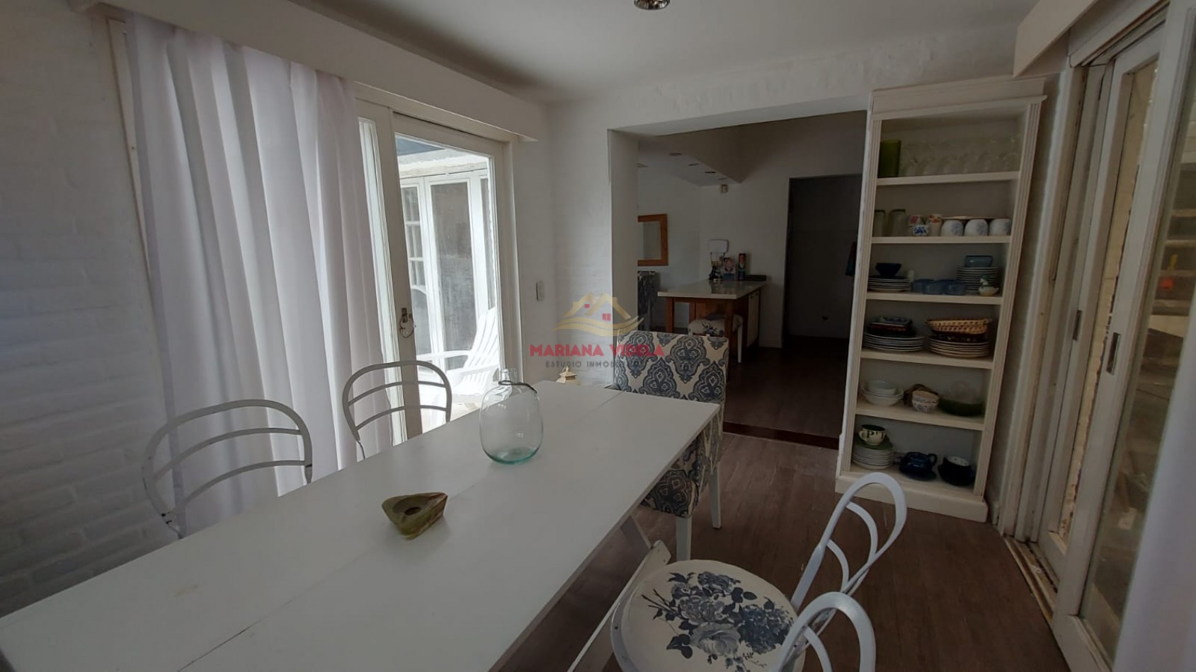 Casa en venta en Zona Golf de Pinamar.