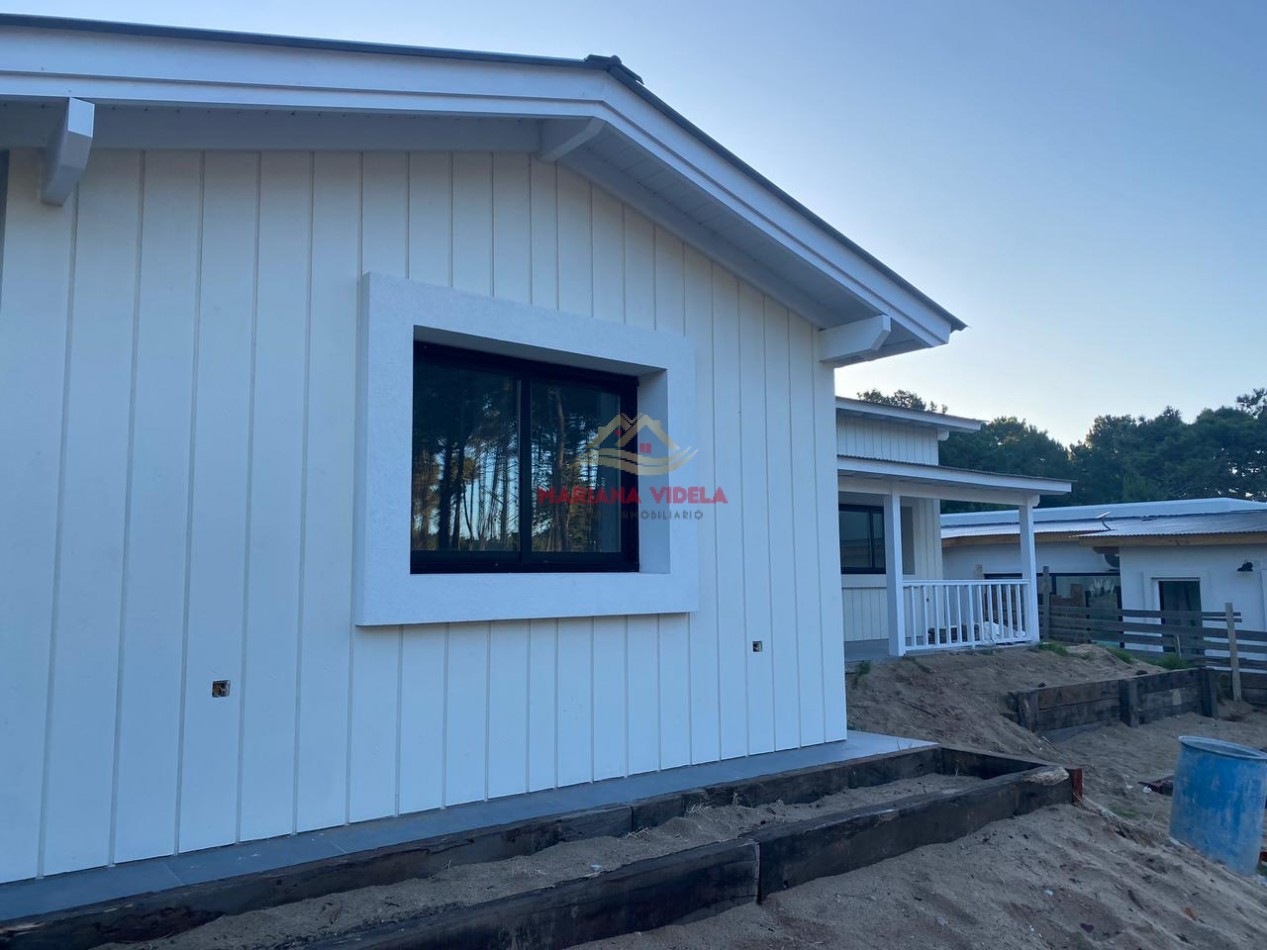Casa en venta en Barrio Pioneros de Pinamar. Venta de pozo! FINANCIACION!