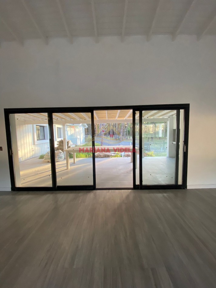 Casa en venta en Barrio Pioneros de Pinamar. Venta de pozo! FINANCIACION!