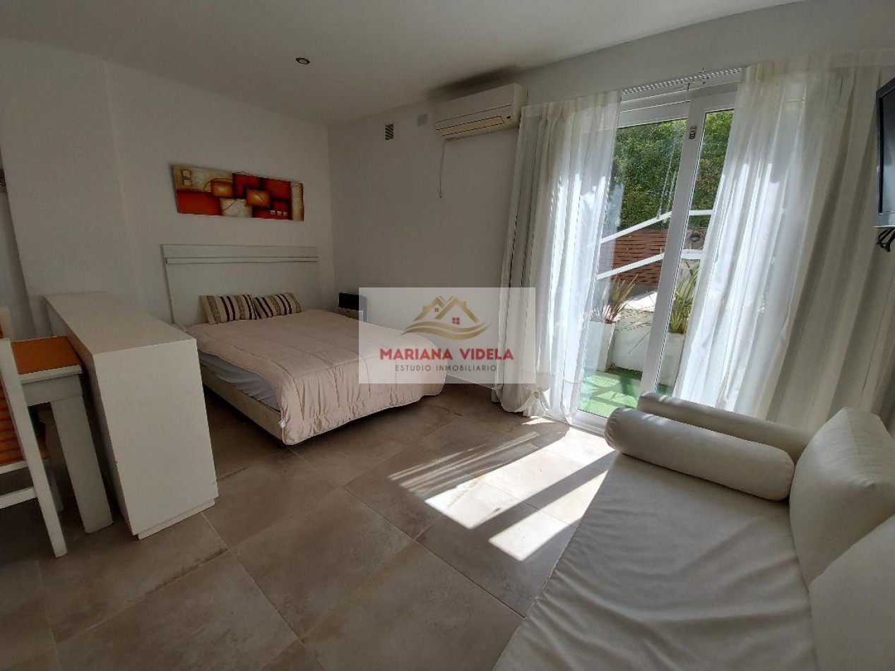 Departamento Monoambiente en alquiler Hasta Noviembre 2025. Pinamar Centro. Cochera y amenities. Mensual.