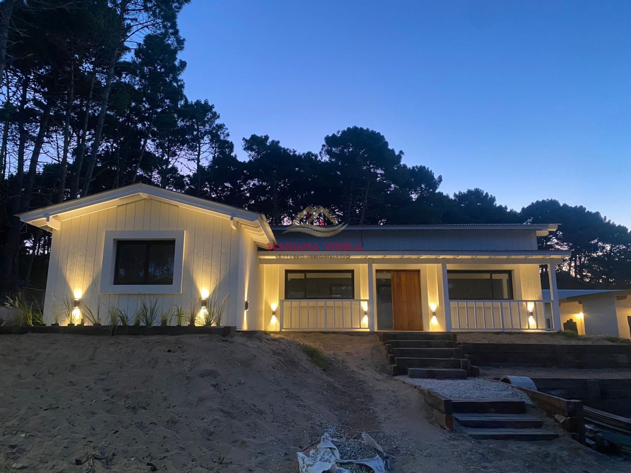 Casa en venta en Barrio Pioneros de Pinamar. Venta de pozo! FINANCIACION!