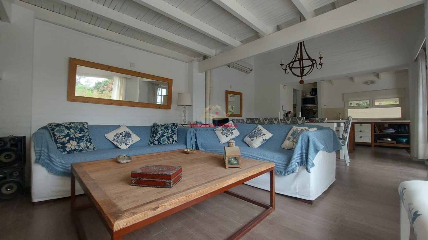 Casa en venta en Zona Golf de Pinamar.
