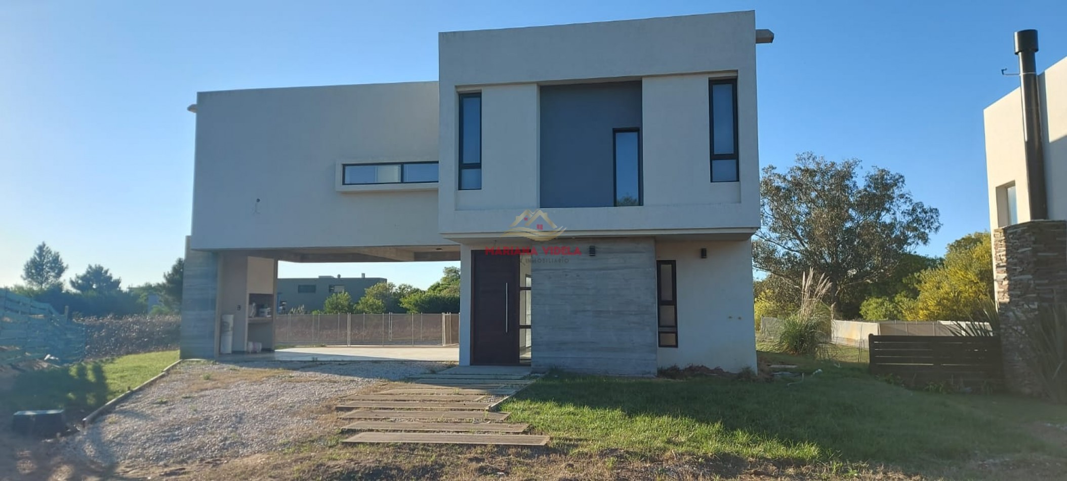 Casa en venta en Costa Esmeralda - A estrenar! Totalmente equipada.