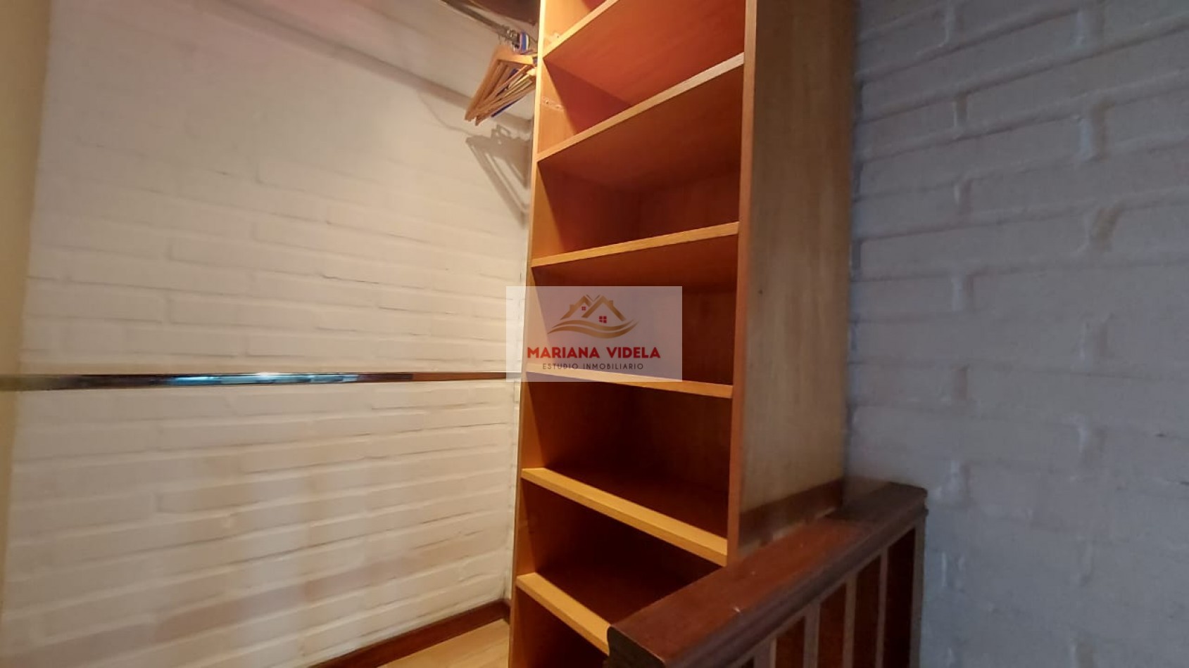 Casa en venta en Ostende, tipo PH. Equipada!