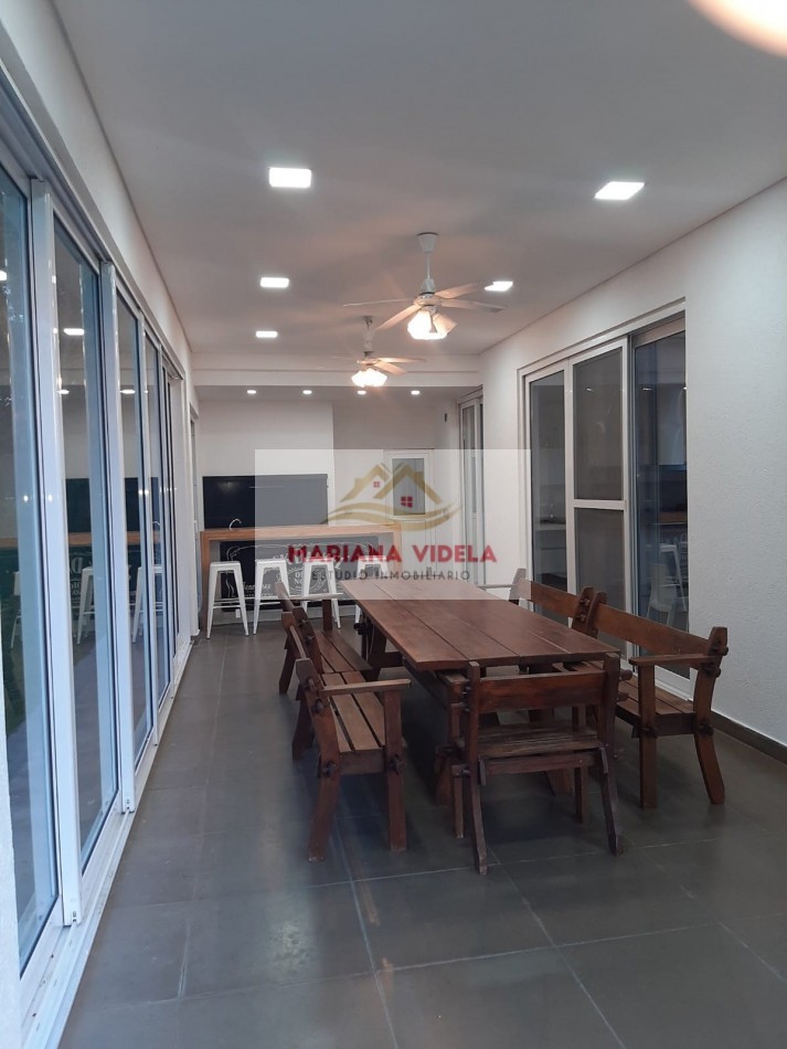 Casa en venta en Barrio Privado La Herradura. Pinamar.