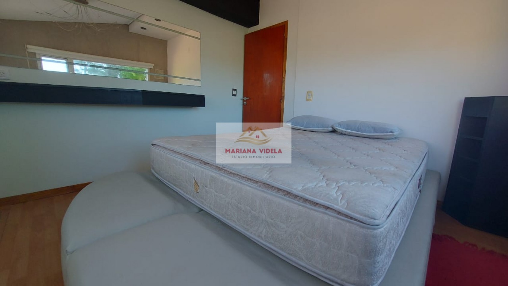 Casa en venta en Ostende, tipo PH. Equipada!