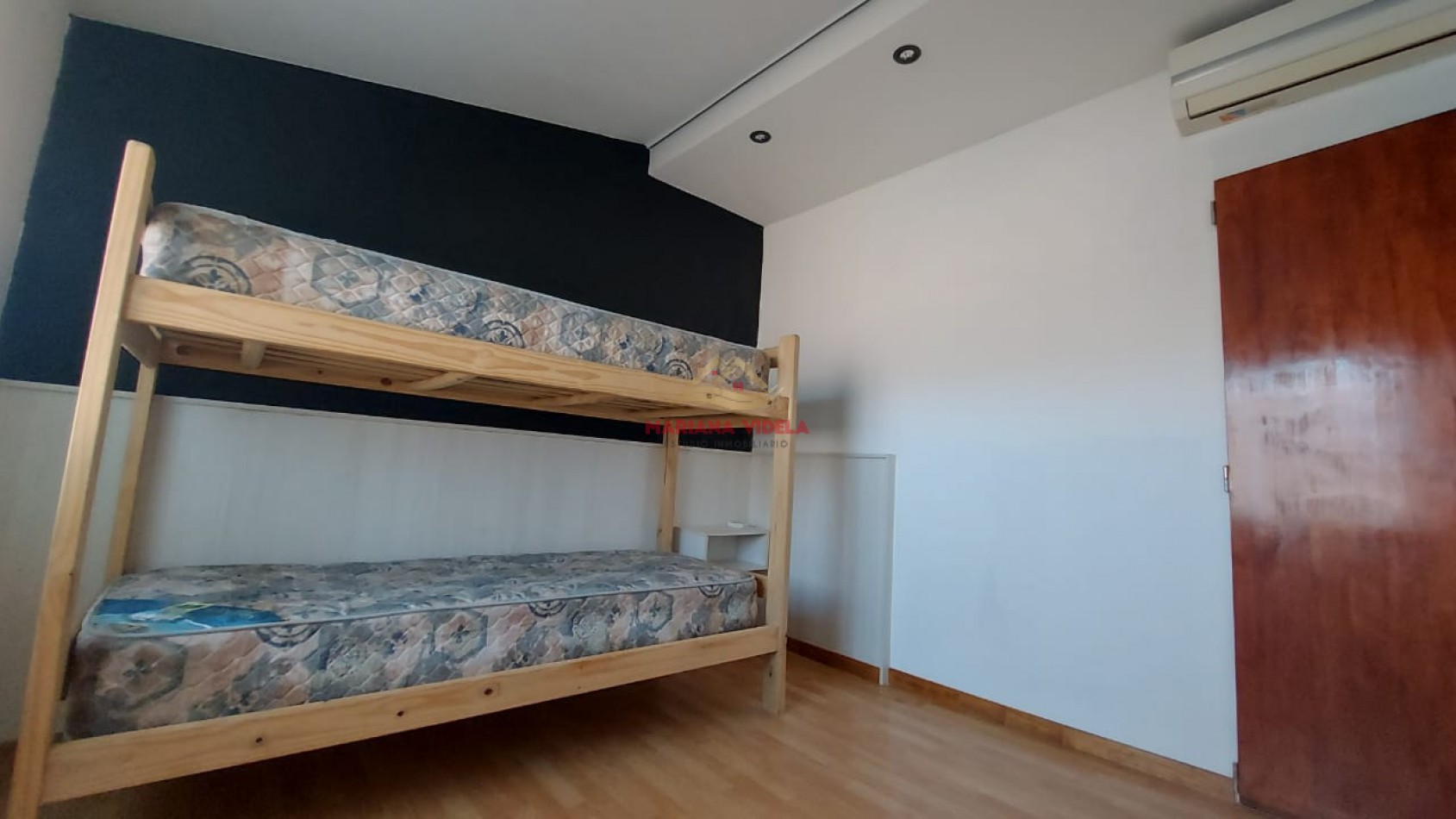 Casa en venta en Ostende, tipo PH. Equipada!