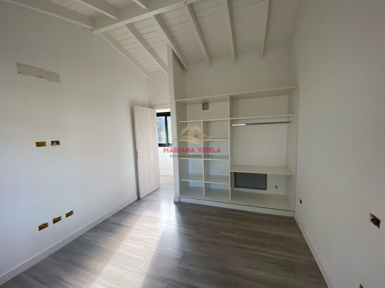 Casa en venta en Barrio Pioneros de Pinamar. Venta de pozo! FINANCIACION!