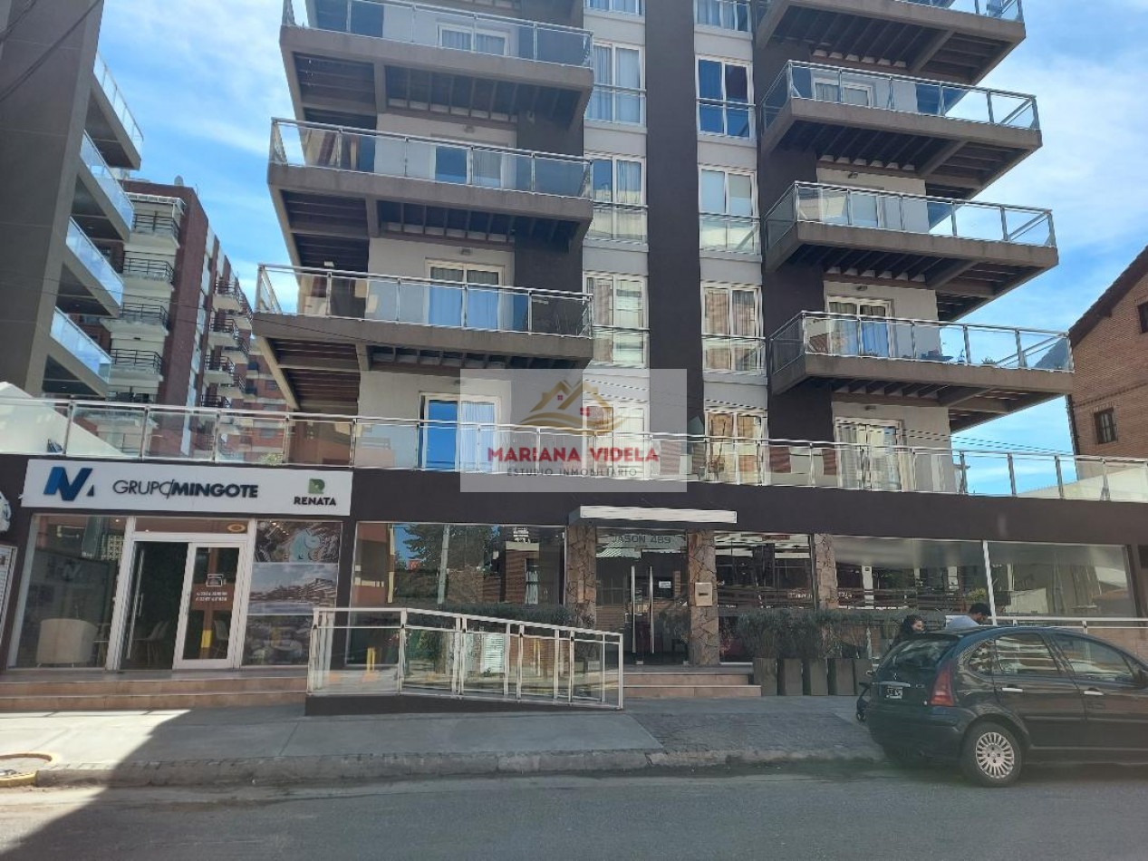 Departamento Monoambiente en alquiler Hasta Noviembre 2025. Pinamar Centro. Cochera y amenities. Mensual.